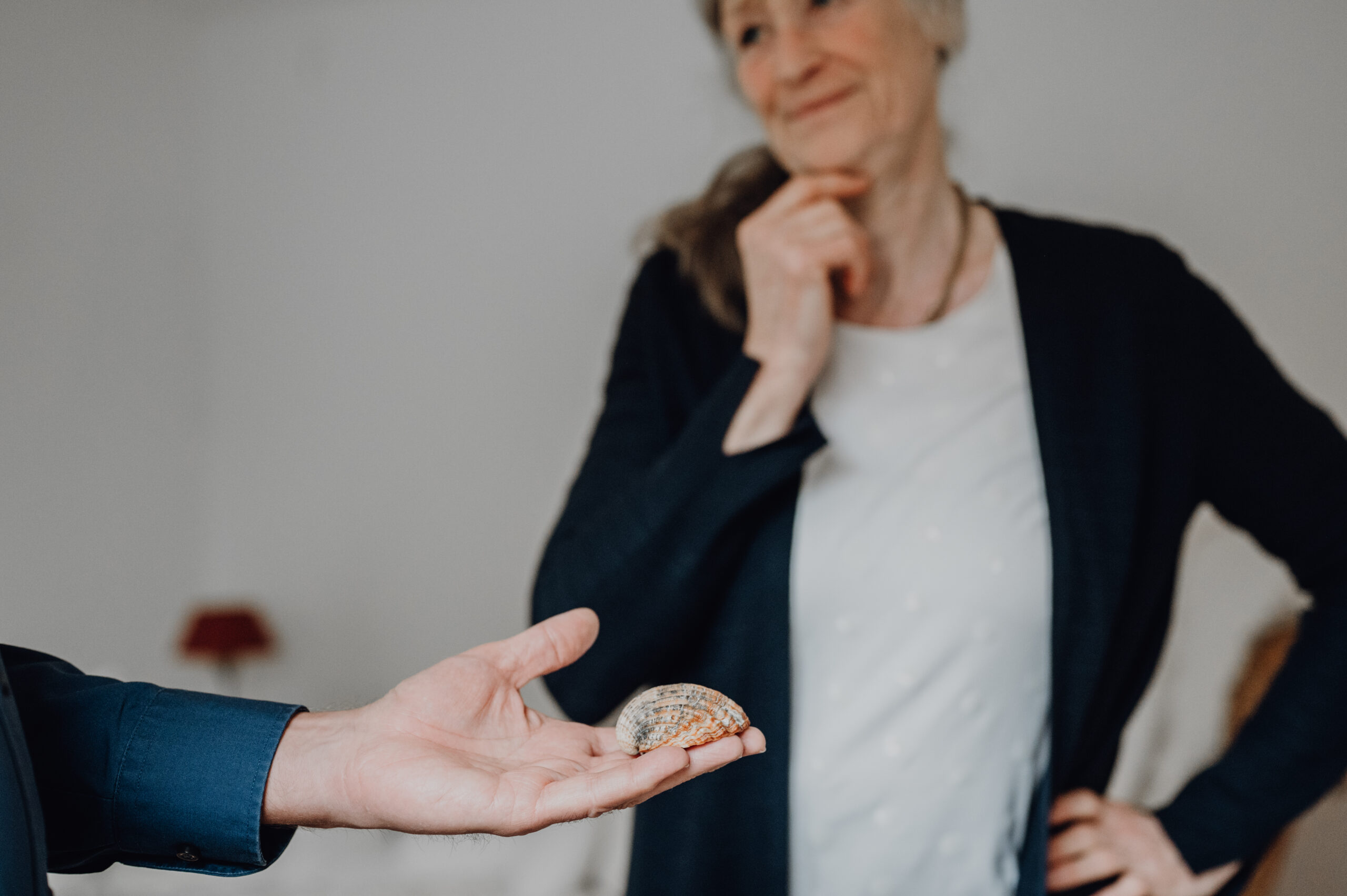 Methodische Arbeit in der Supervision. Nutzung von Gegenständen zur Externalisierung und Visualisierung komplexer Fall-Konstellationen.